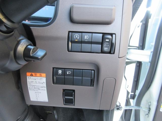 Mitsubishi Fuso Canter 10