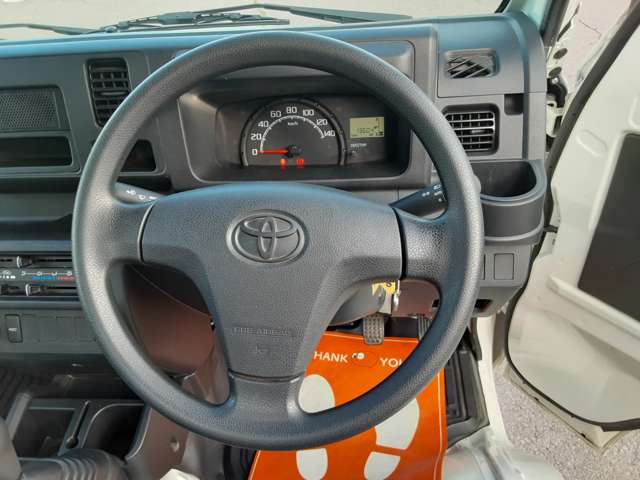 Toyota Pixis Truck 10