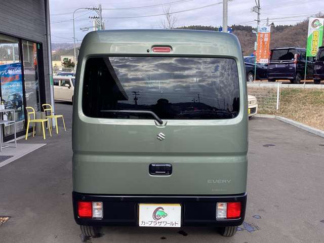 Suzuki Every 11