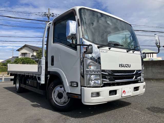 Isuzu Elf 3