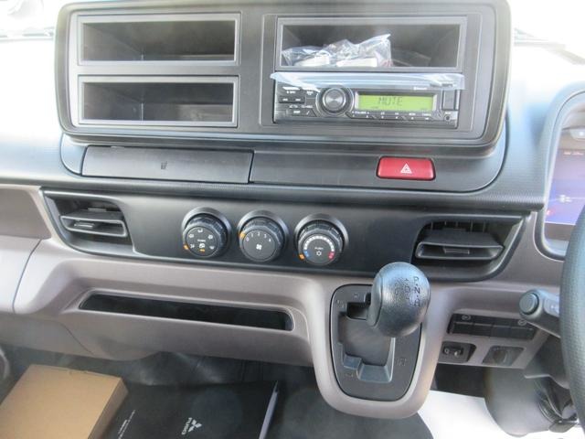 Mitsubishi Fuso Canter 12