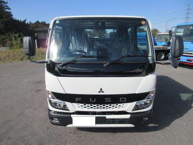 Mitsubishi Fuso Canter 2