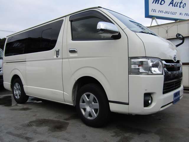 Toyota Regius Ace 7