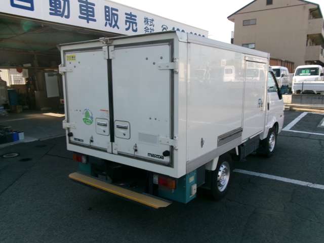 Mazda Bongo Truck 2