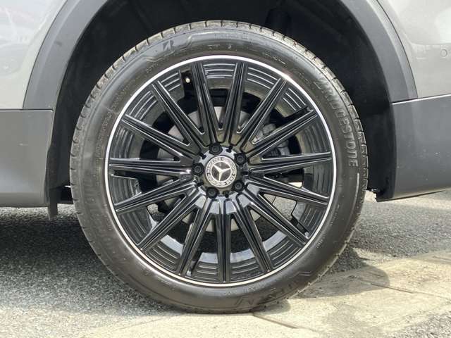 Mercedes-Benz GLB 11