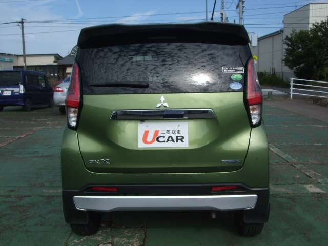 Mitsubishi eK X 3