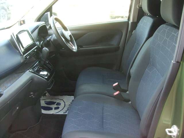 Mitsubishi eK X 9