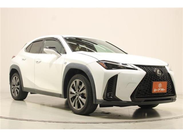 Lexus UX 7
