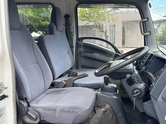 Isuzu Elf 2