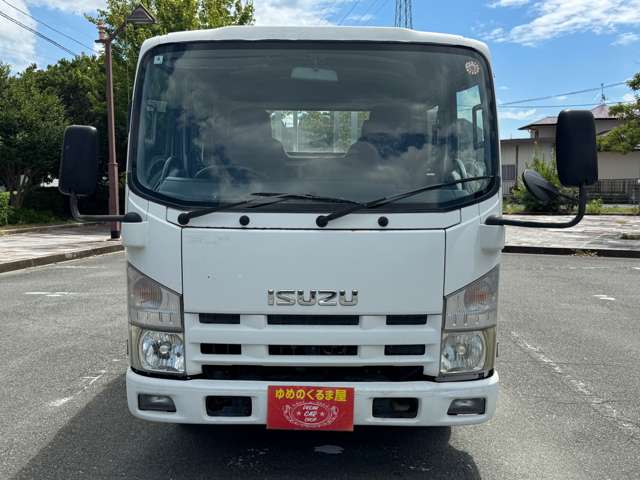Isuzu Elf 7