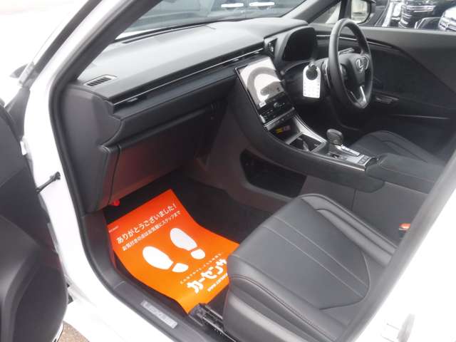 Lexus LBX 12