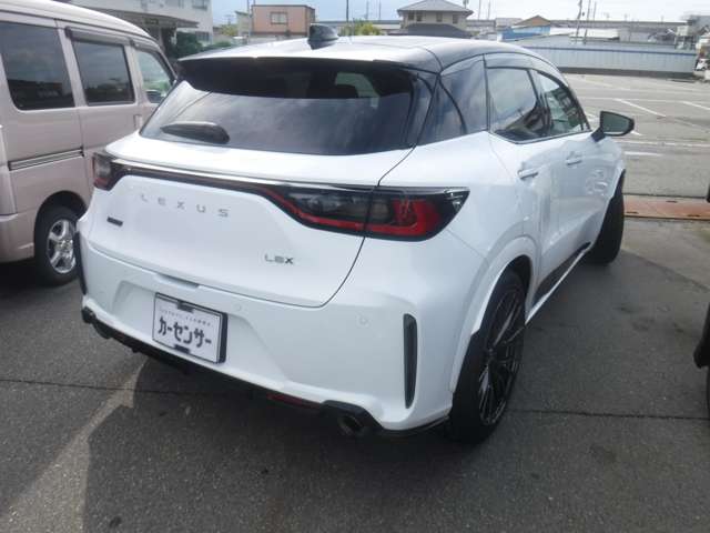 Lexus LBX 2