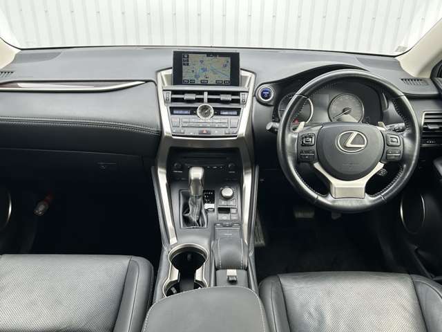 Lexus NX 2