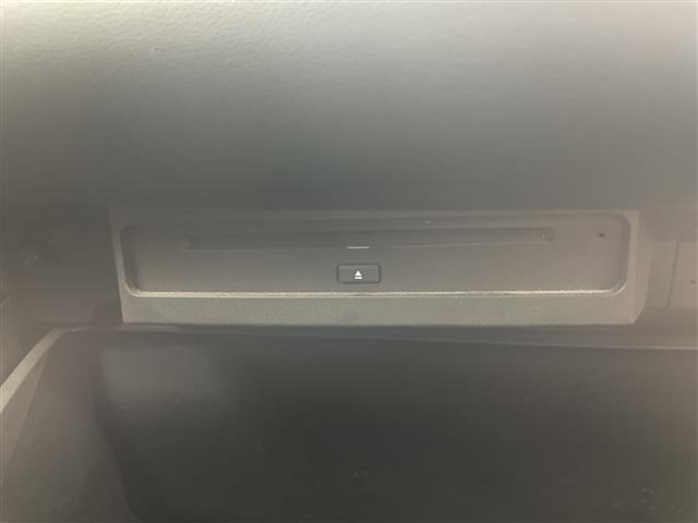 Toyota Noah 9