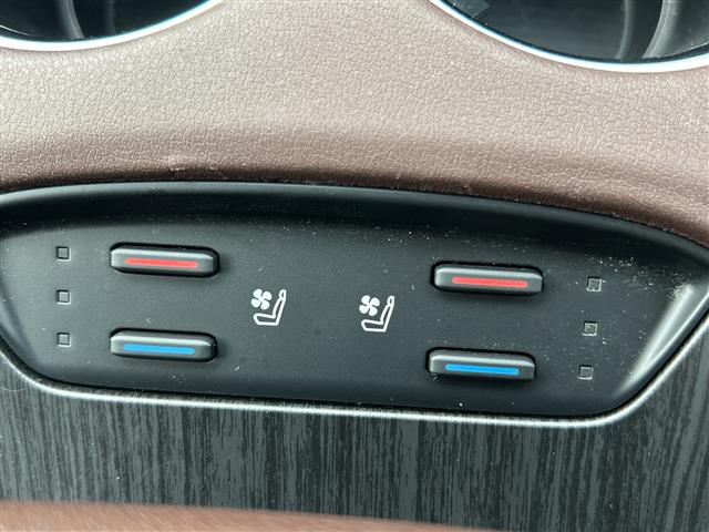 Toyota Harrier 12