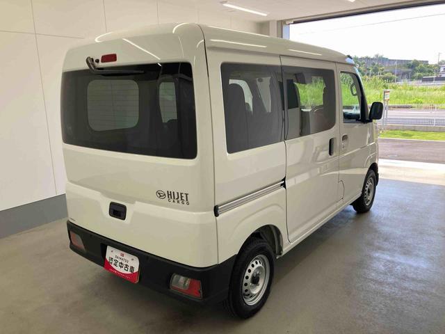 Daihatsu Hijet Cargo 8