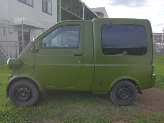 Daihatsu Midget II 6