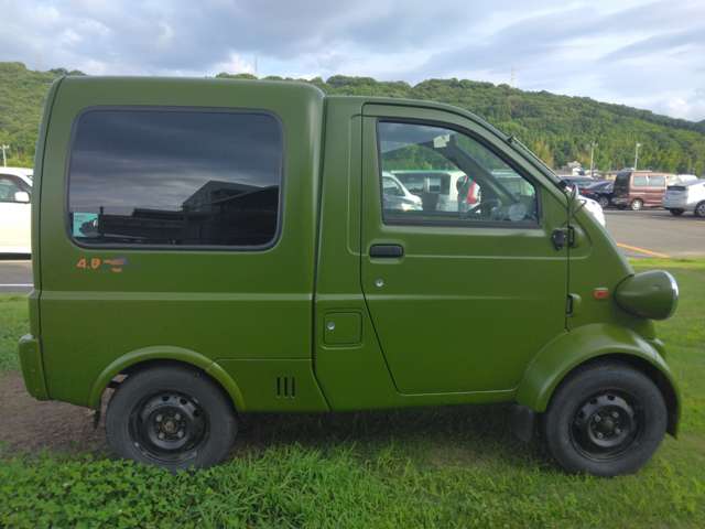 Daihatsu Midget II 10