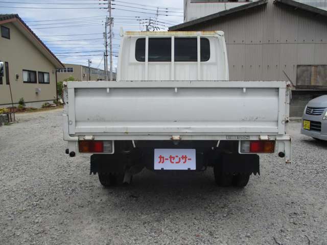 Mazda Titan Dash 5