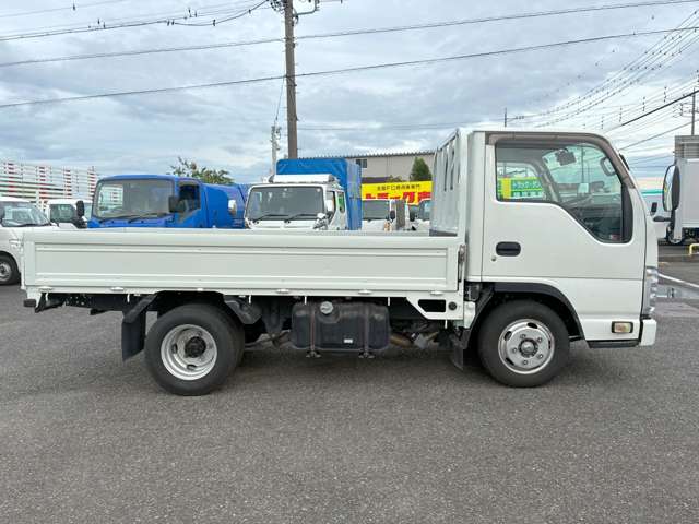 Isuzu Elf 3