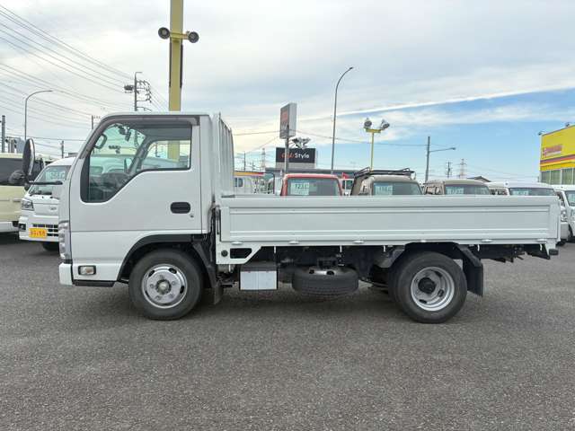 Isuzu Elf 4