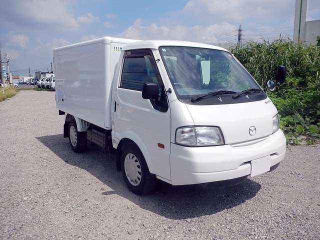 Mazda Bongo Truck 2