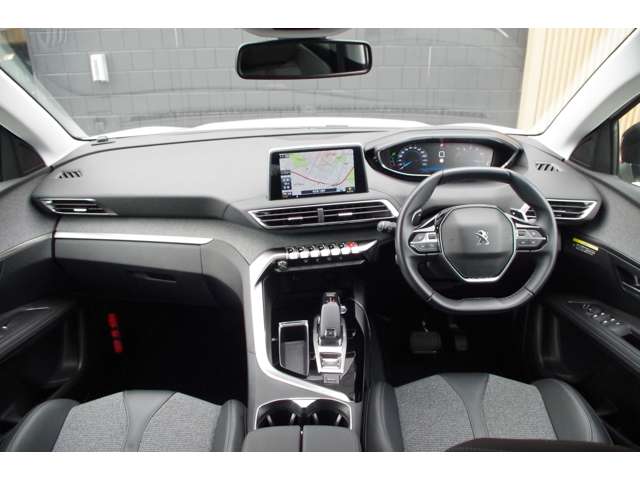 Peugeot 3008 5
