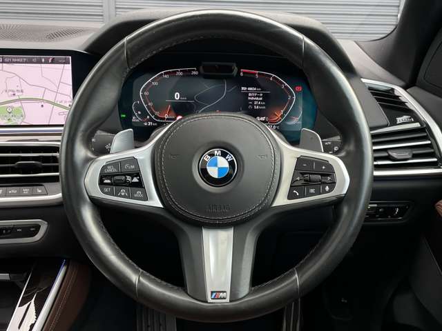BMW X5 8