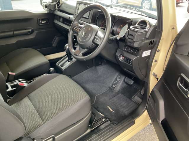 Suzuki Jimny 11