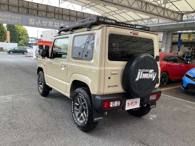 Suzuki Jimny 10