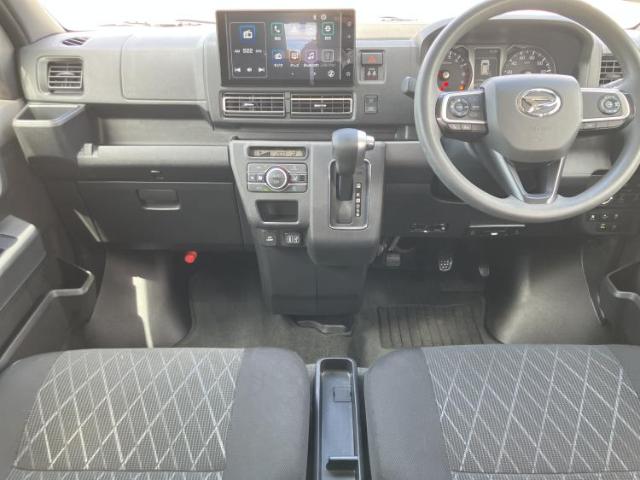Daihatsu Atrai 4