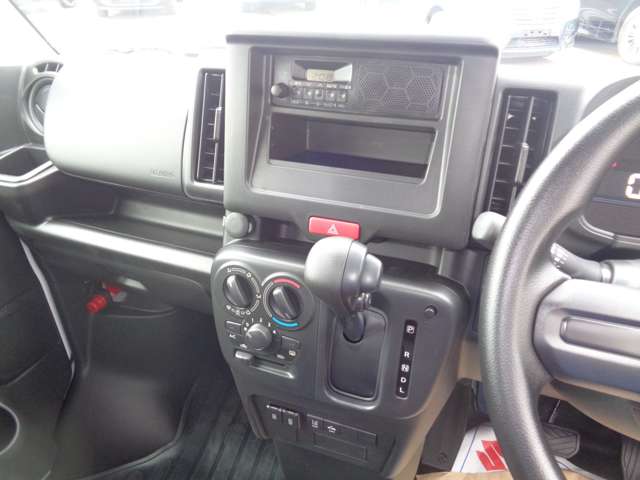 Suzuki Every 12