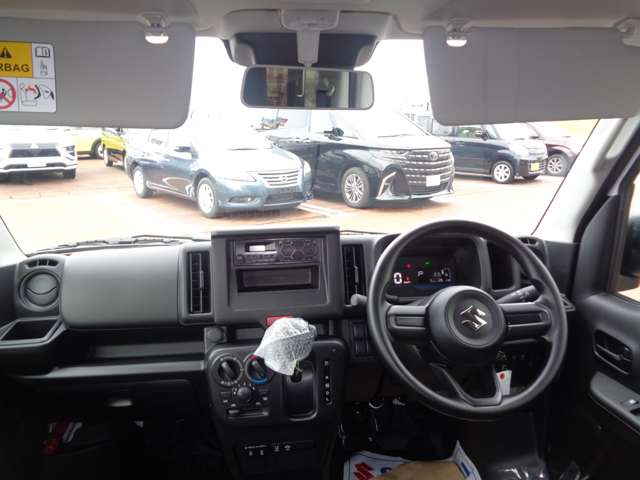 Suzuki Every 8