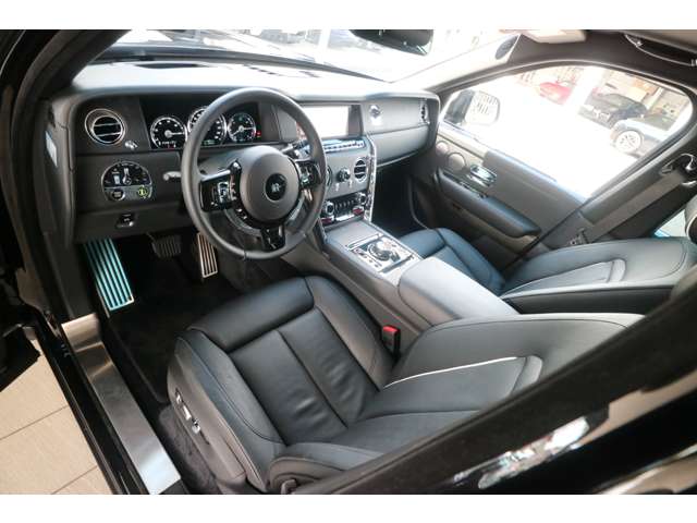 Rolls-Royce カリナン 8
