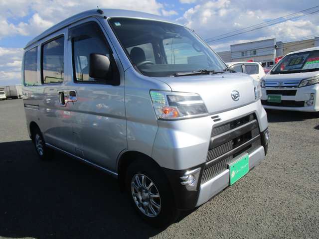 Daihatsu Hijet Cargo 3