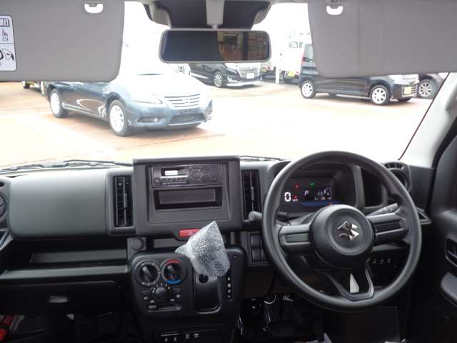 Suzuki Every 8