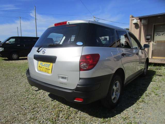 Nissan AD 3