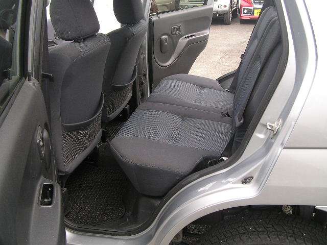 Daihatsu Terios Kid 11