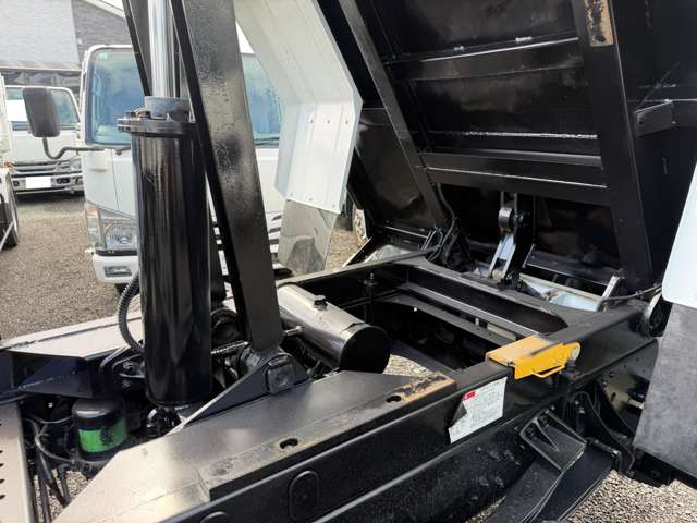 Hino Ranger 11