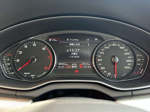 Audi Q5 4