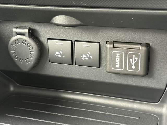Daihatsu Rocky 12