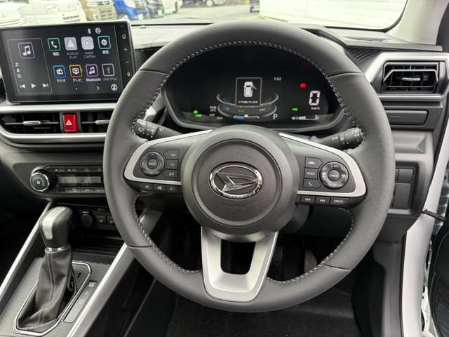 Daihatsu Rocky 7