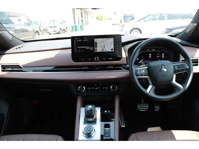 Mitsubishi Outlander 6