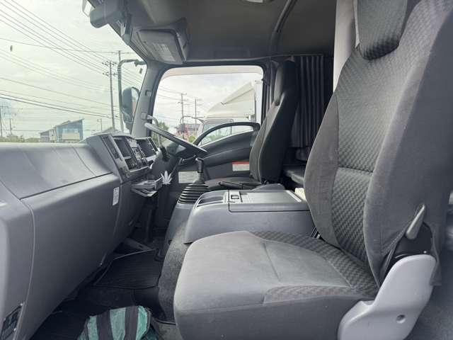 UD Trucks Condor 2