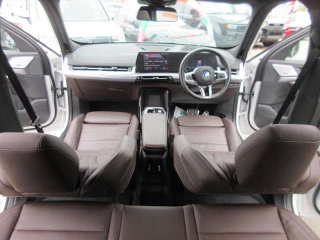 BMW iX1 7