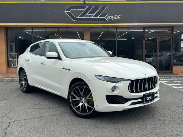 Maserati Levante 3