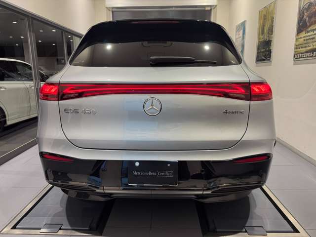 Mercedes-Benz EQS SUV 5