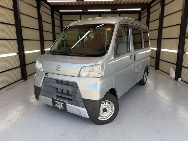 Daihatsu Hijet Cargo 5