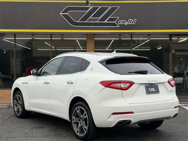 Maserati Levante 6