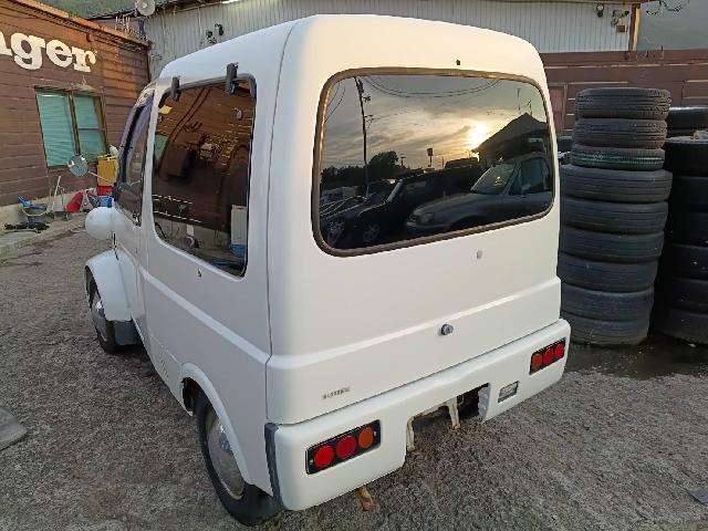 Daihatsu Midget II 2
